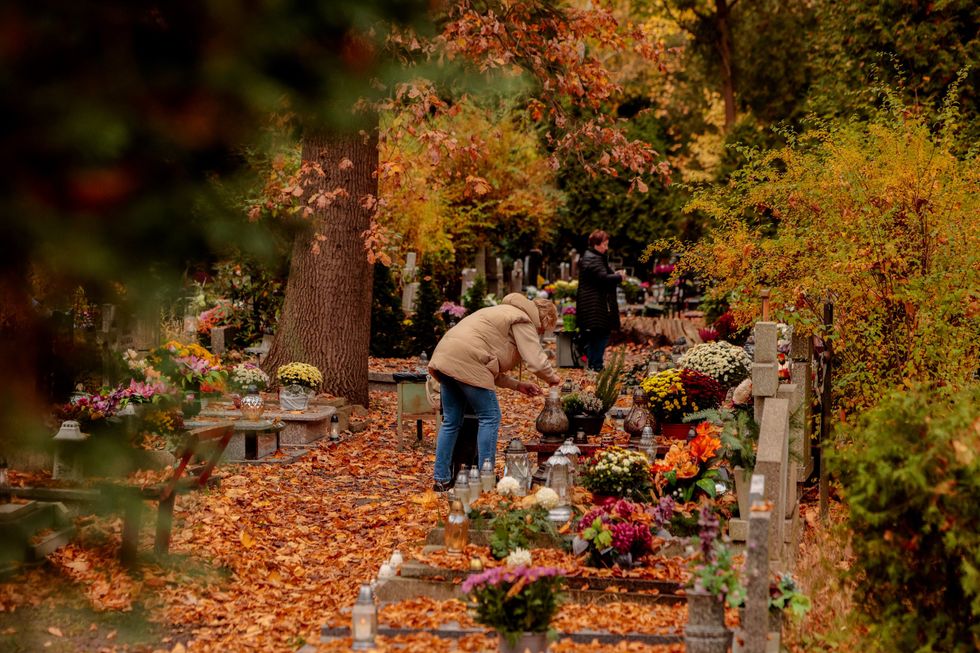 Poles went to cemeteries to clean the graves and prepare everything for the celebration of All Saints' Day and All Souls' Day.