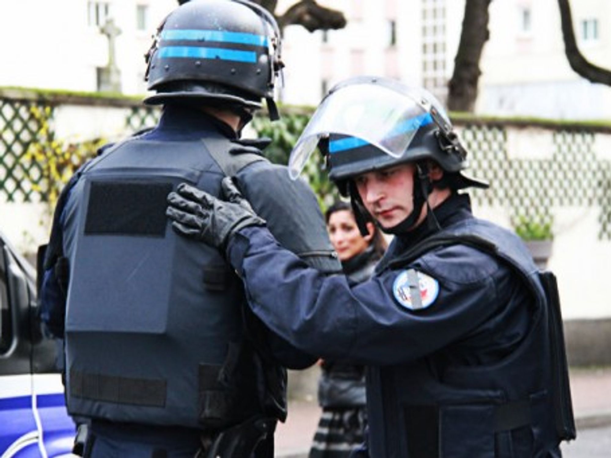 Police officers in Paris just before storming a Kosher supermarket where hostages were held