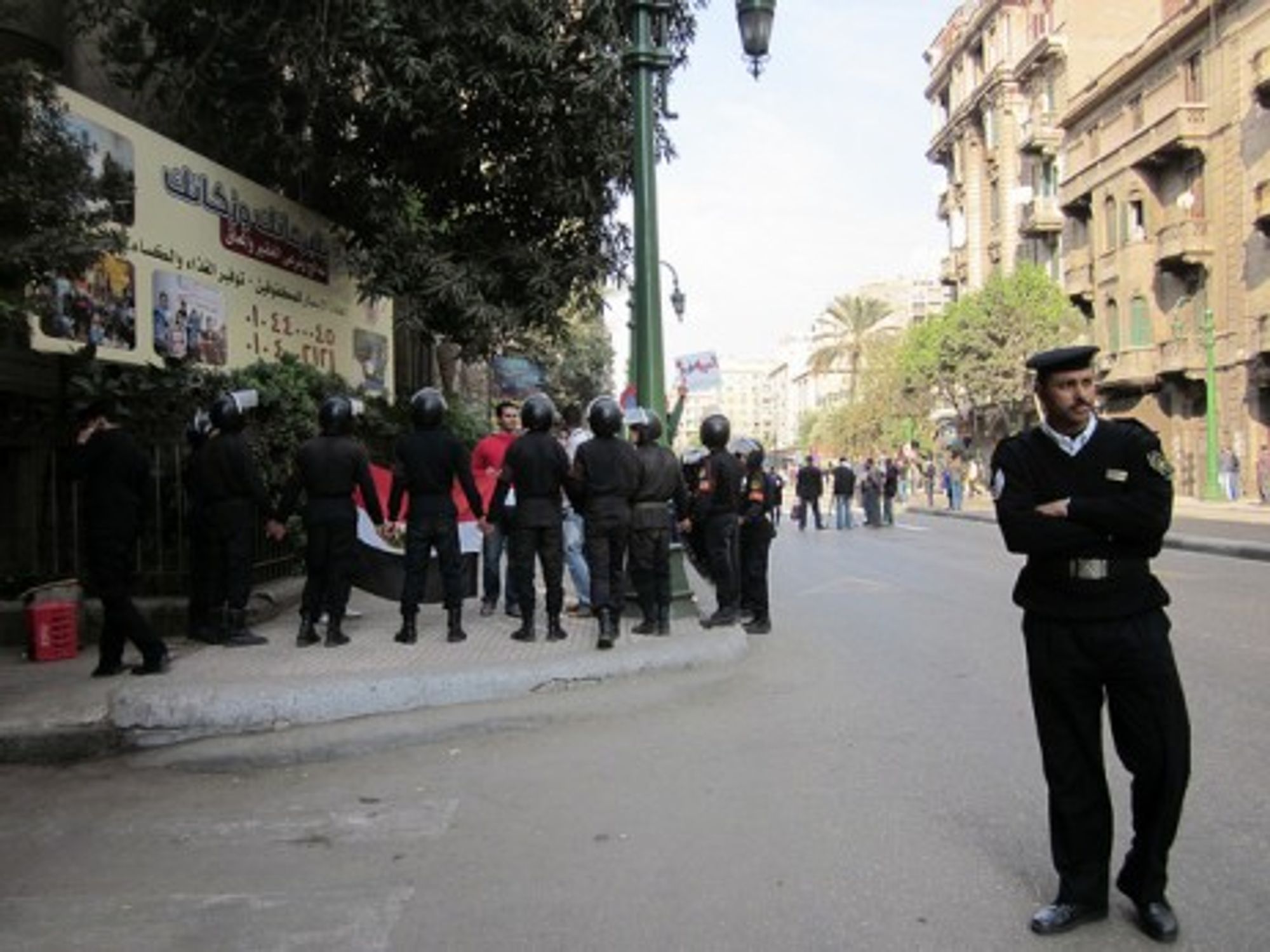 Police on the streets of Cairo on Jan. 25 (RamyRaoof)