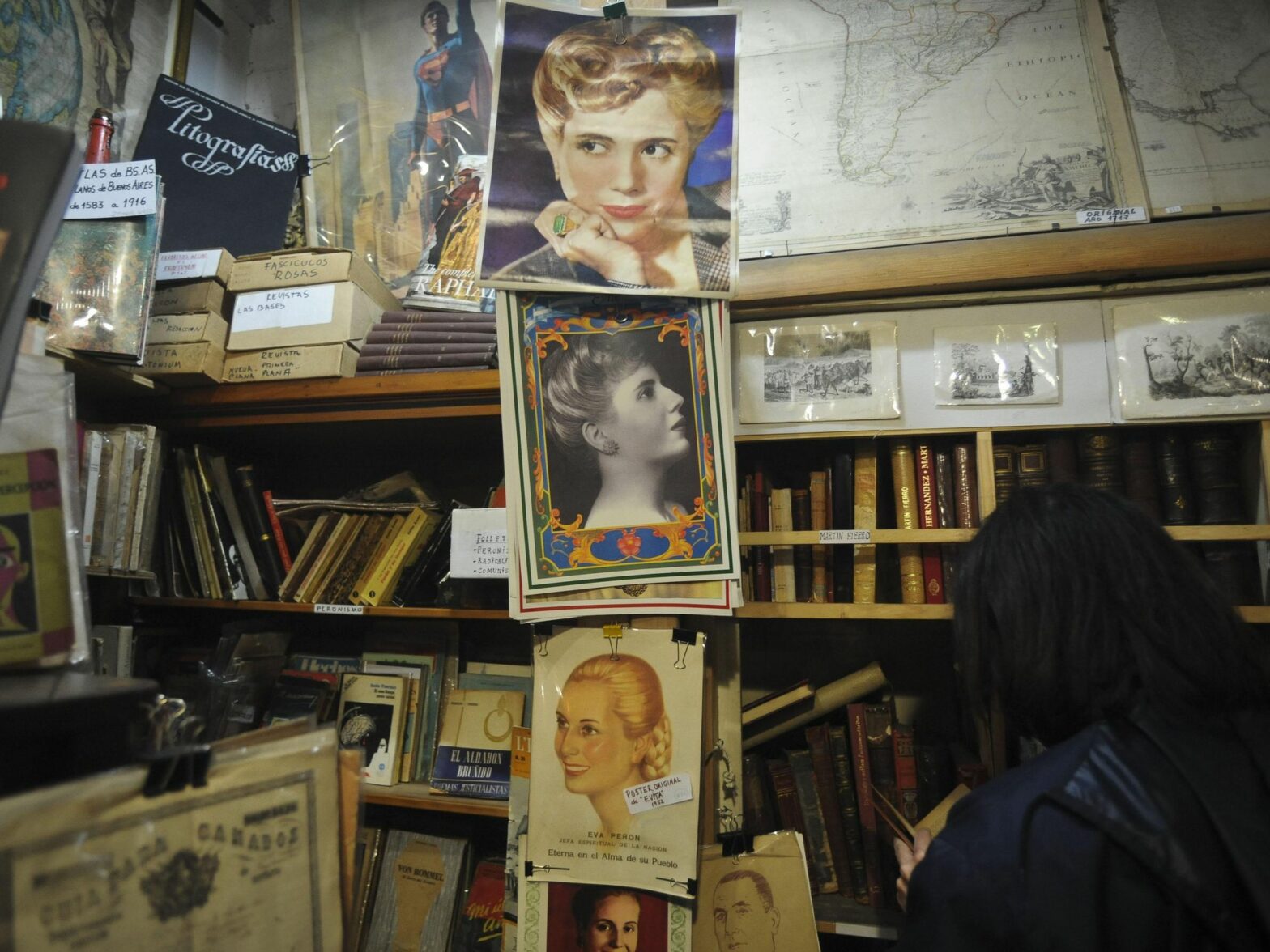 Posters of Eva Perón
