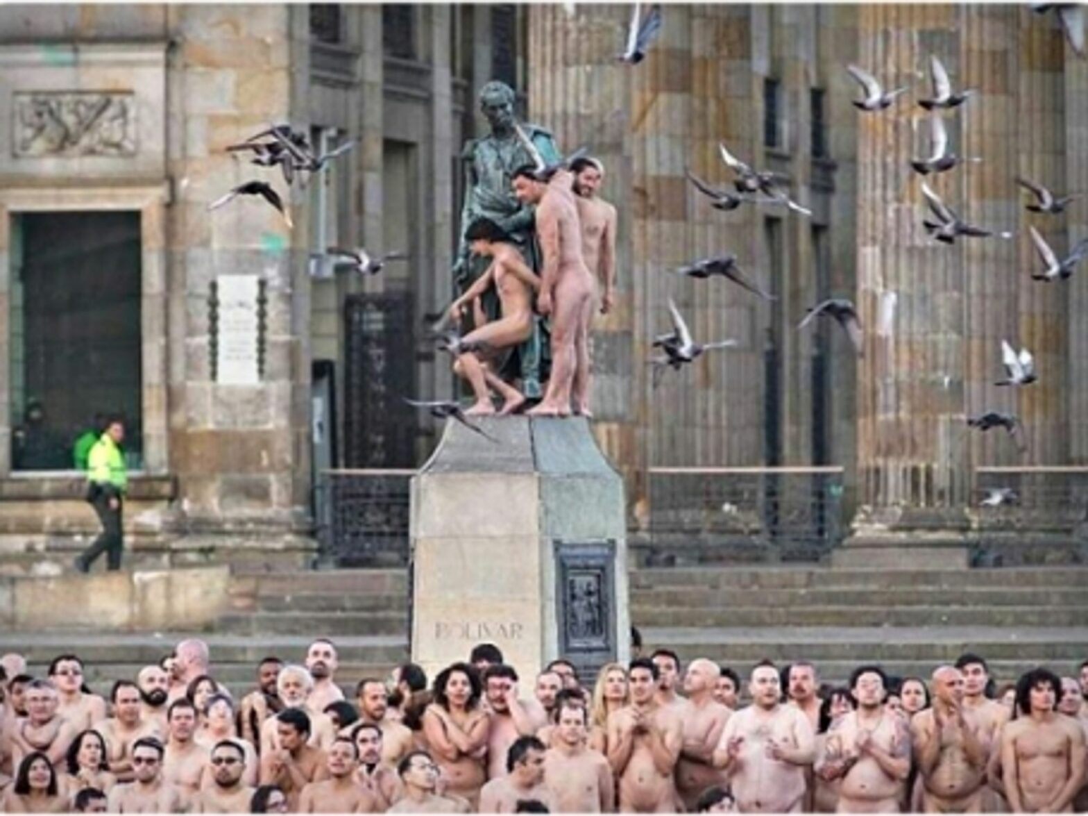 Preparing for the Spencer Tunick nude event in Bogota