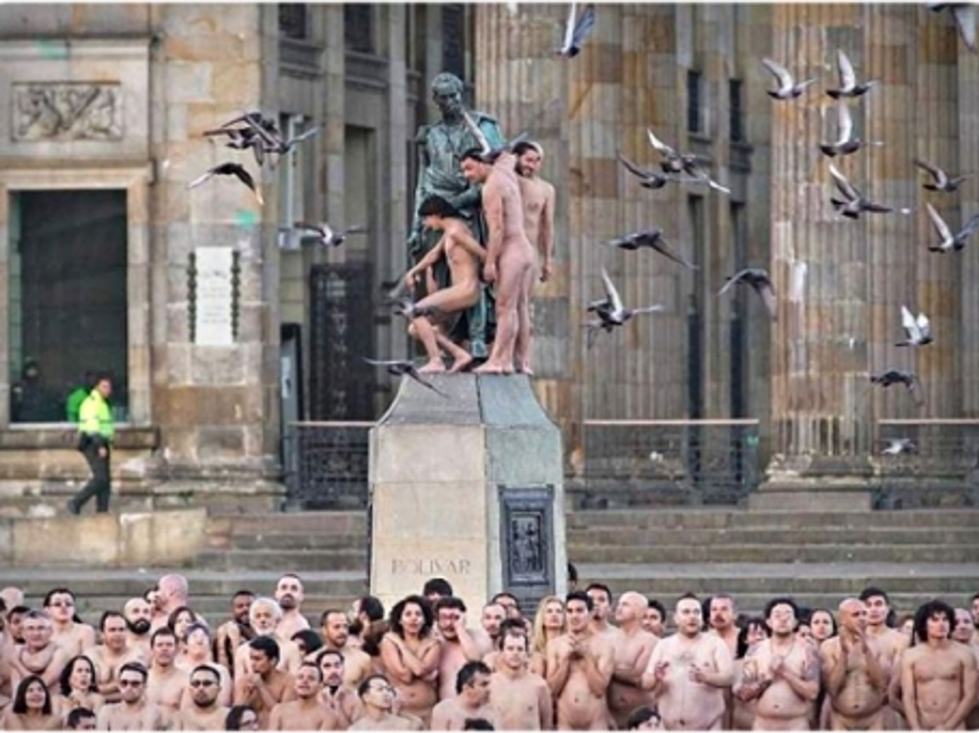 Preparing for the Spencer Tunick nude event in Bogota