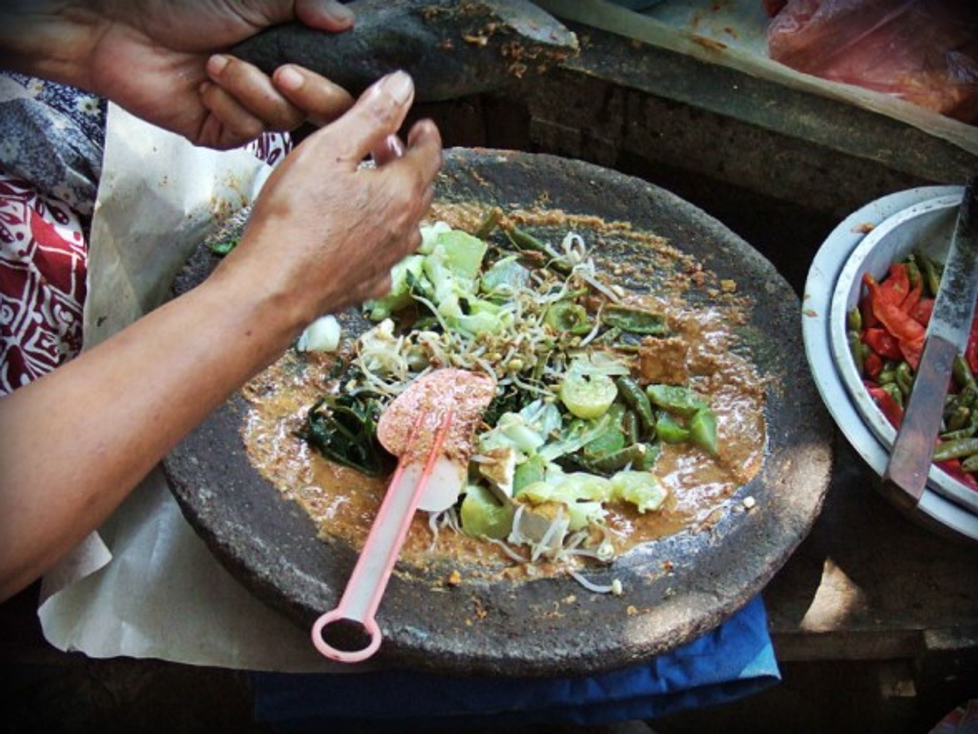 Preparing gado gado