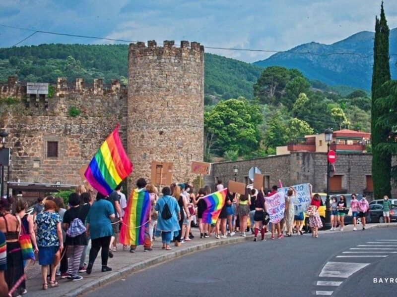 Pride March of the​ Arenas Arcoíris collective