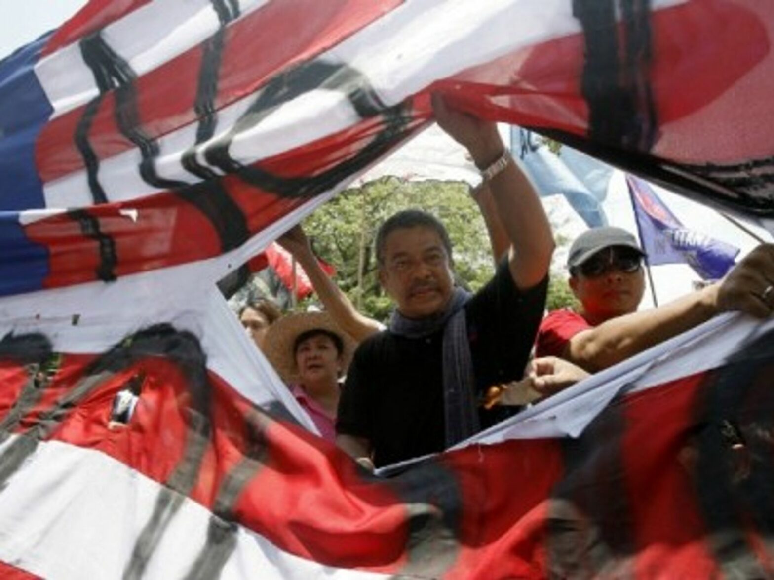 Protest against American military presence in the Philippines