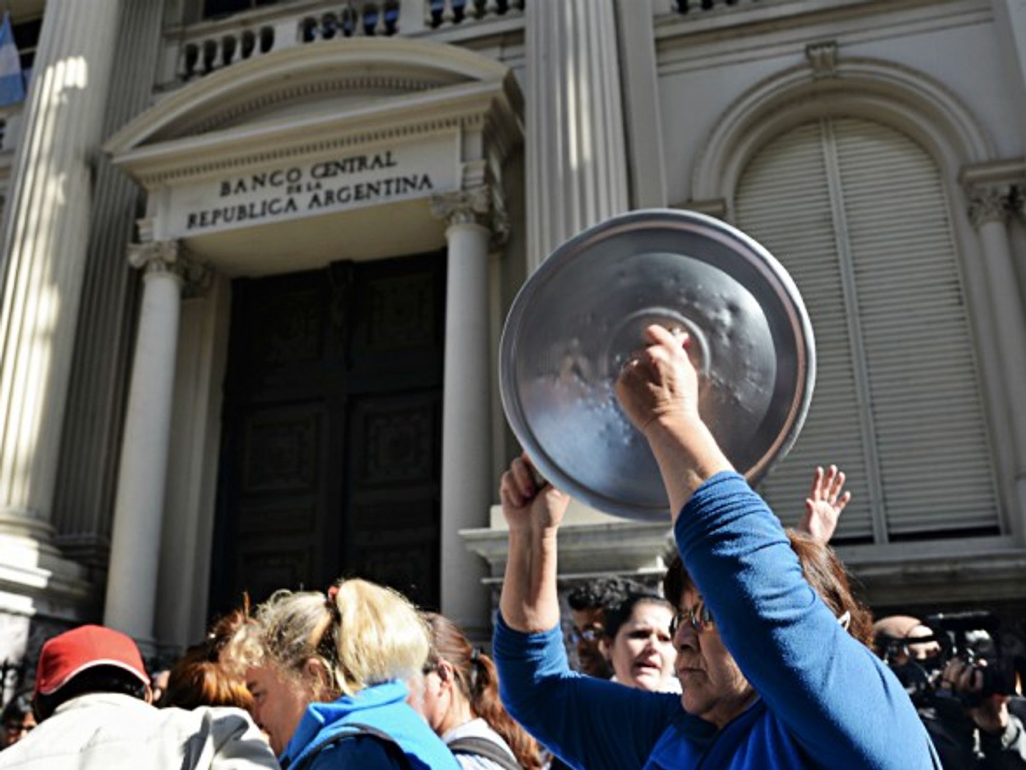 Protests held at Central Bank of Argentina