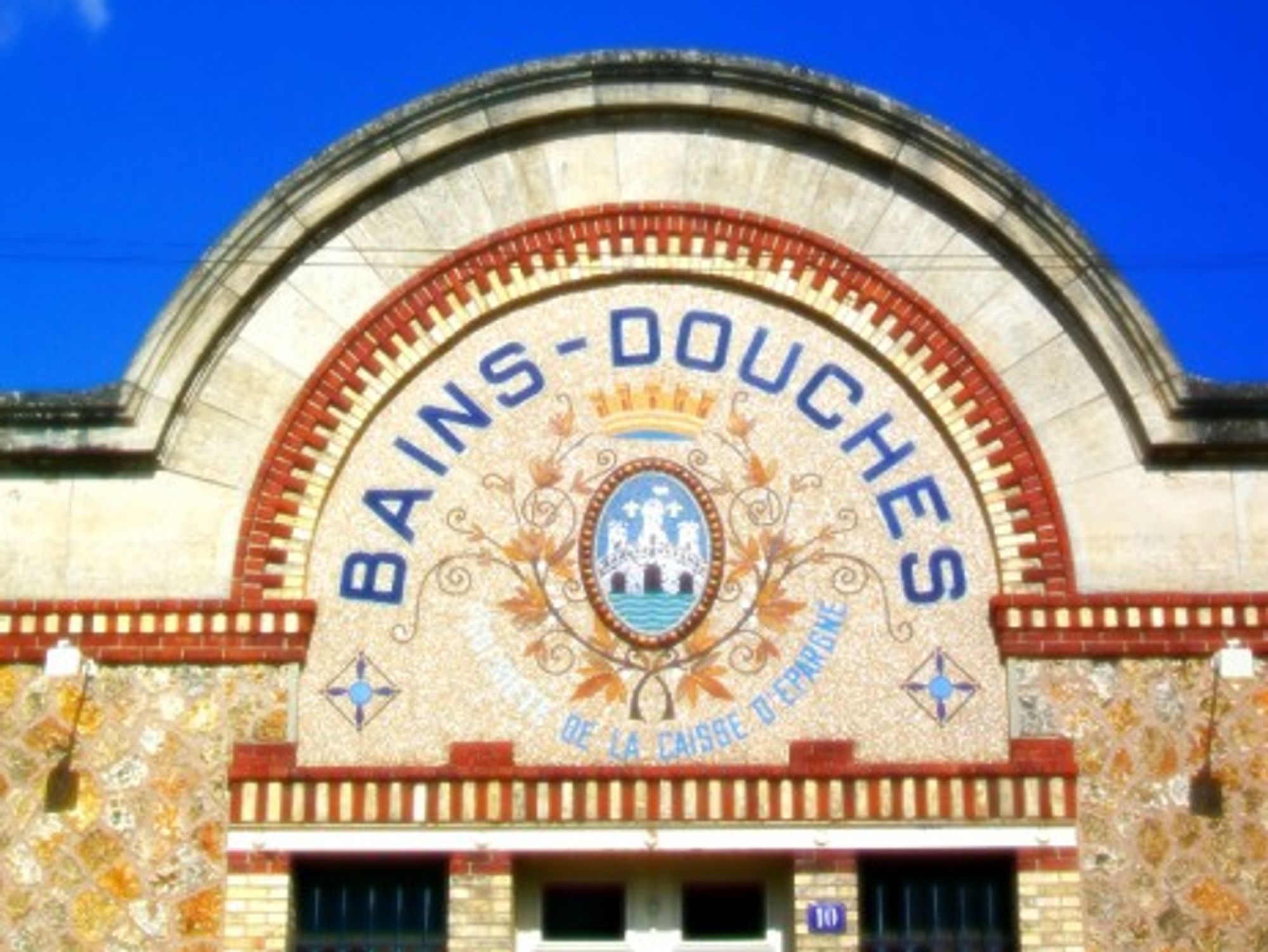 Public baths in Pontoise, northwest of Paris