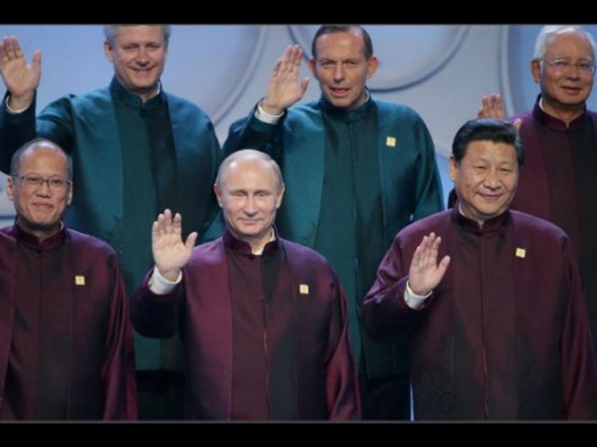 Putin and Jinping at Beijing's APEC Summit