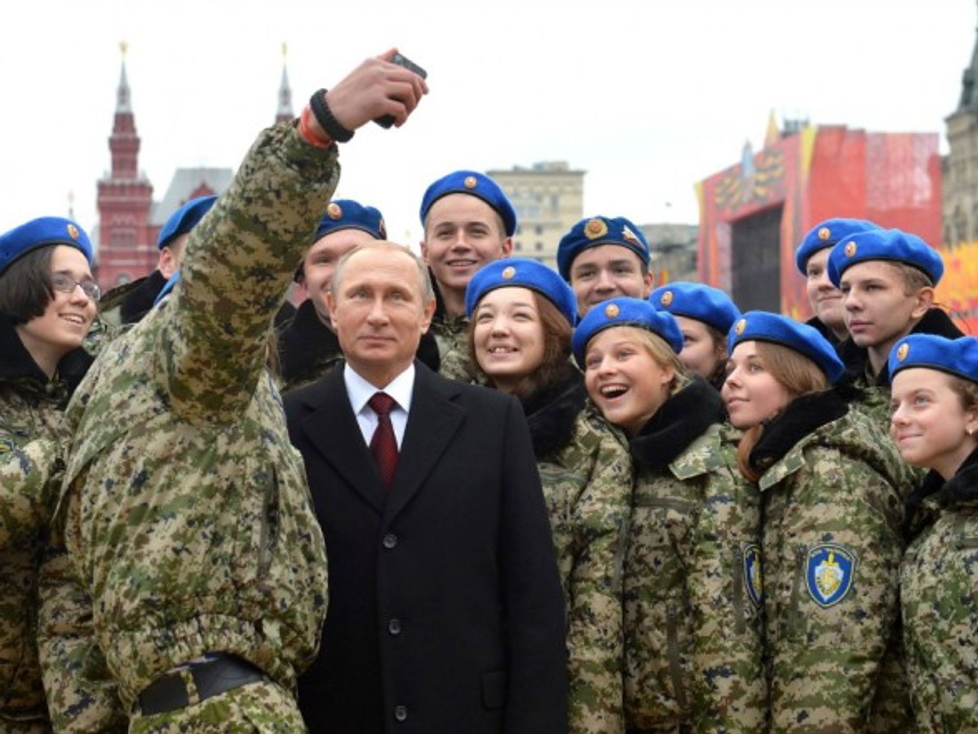 Putin poses with the military police