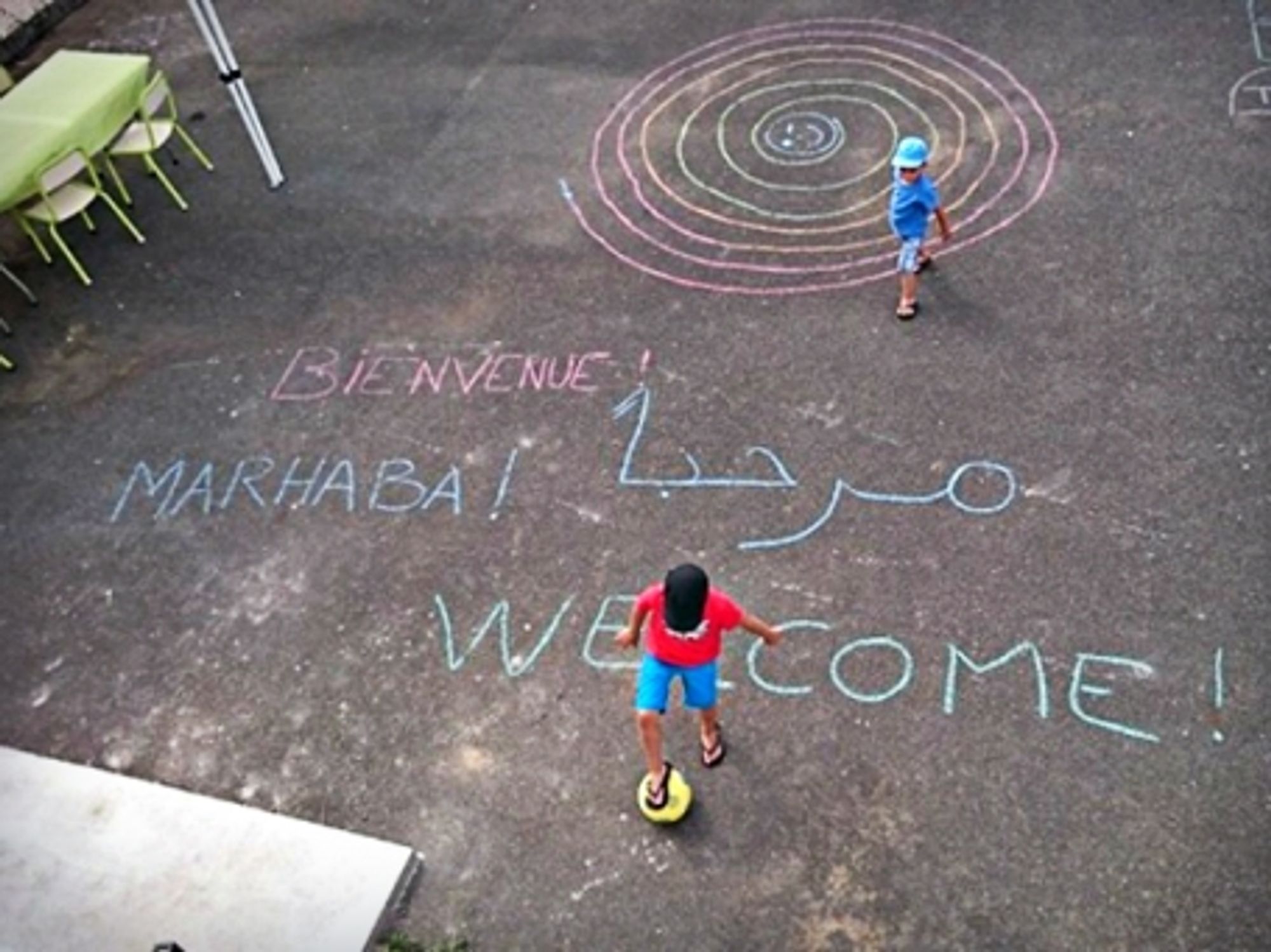Recess at the Fruits du Savoir school in Blois