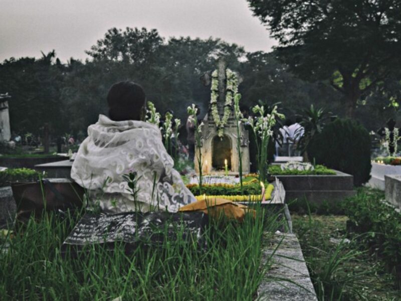 Religions still discriminate against women all over India