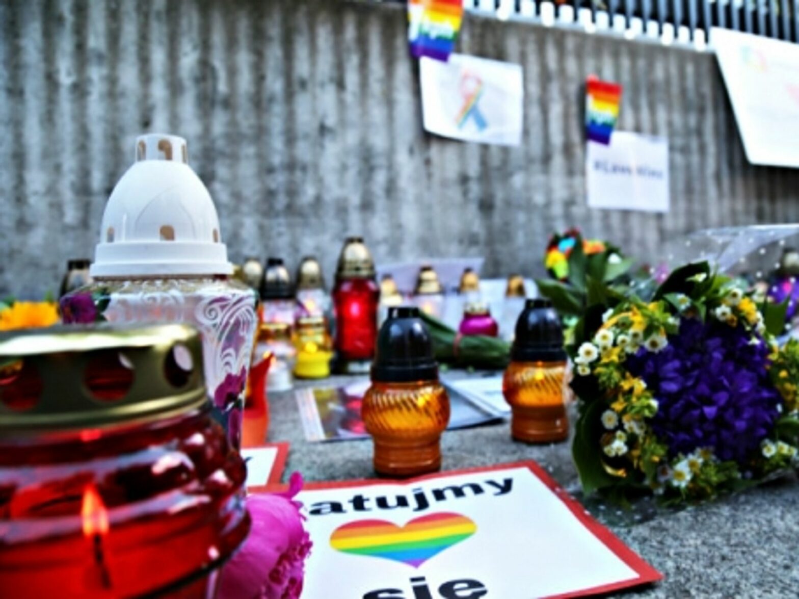 Remembering the Orlando victims in Warsaw, Poland.
