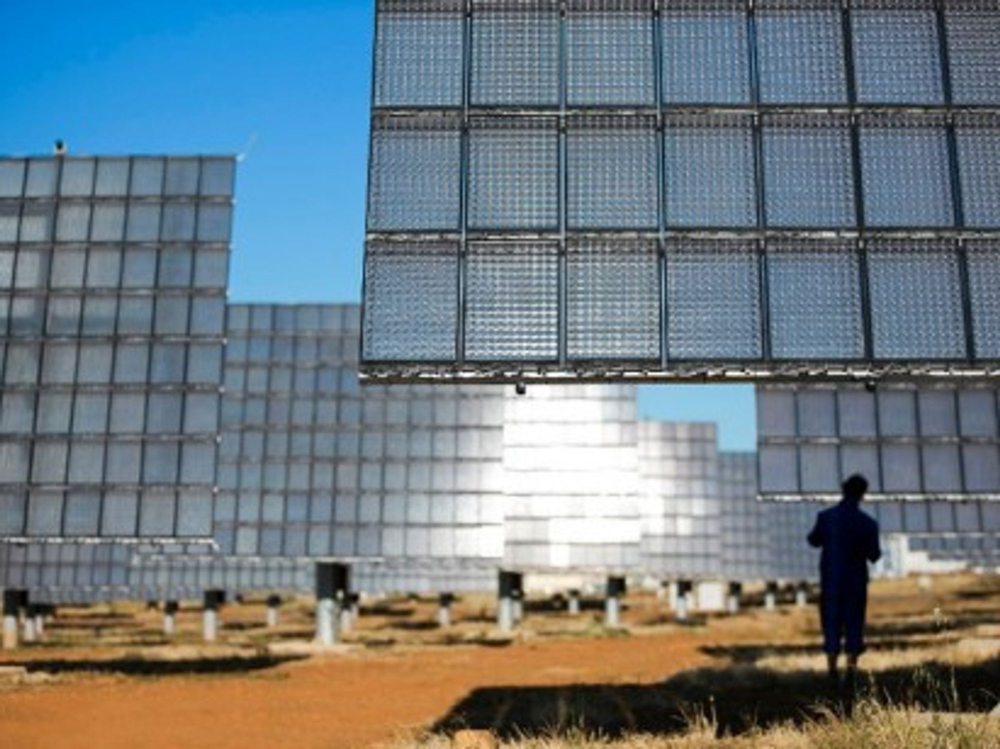 Renewable energy bridging continents