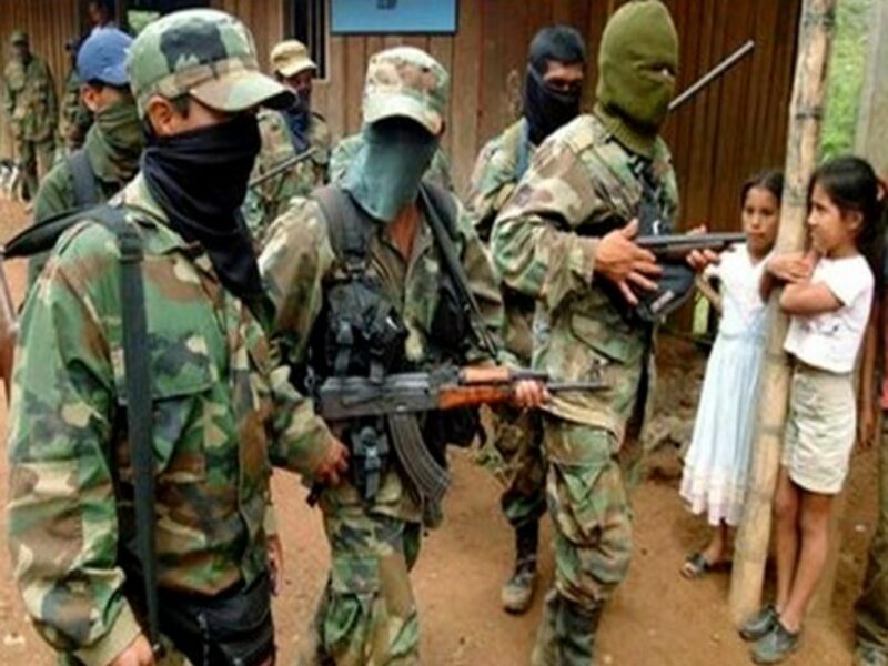 Resisting is what the FARC does best (SMORENO2007)