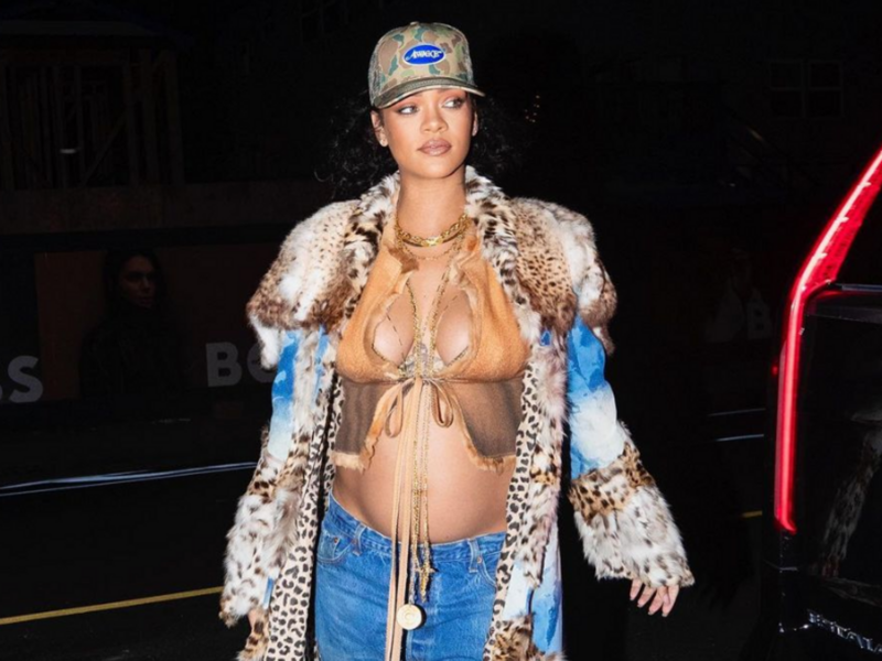 Rihanna pregnant in fur and denim