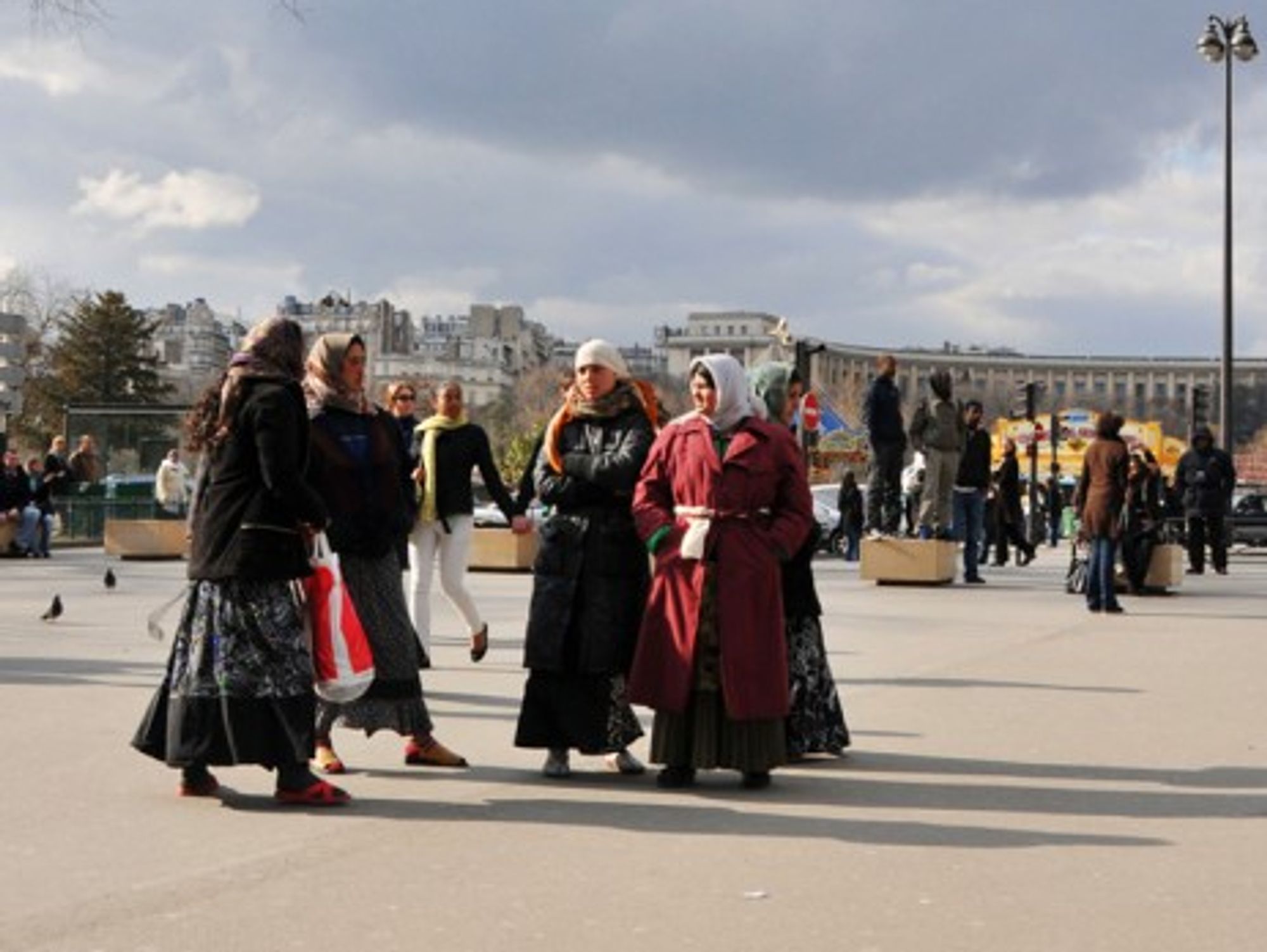Roma in Paris.