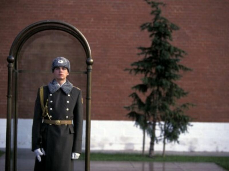 Russian guard outside Kremlin