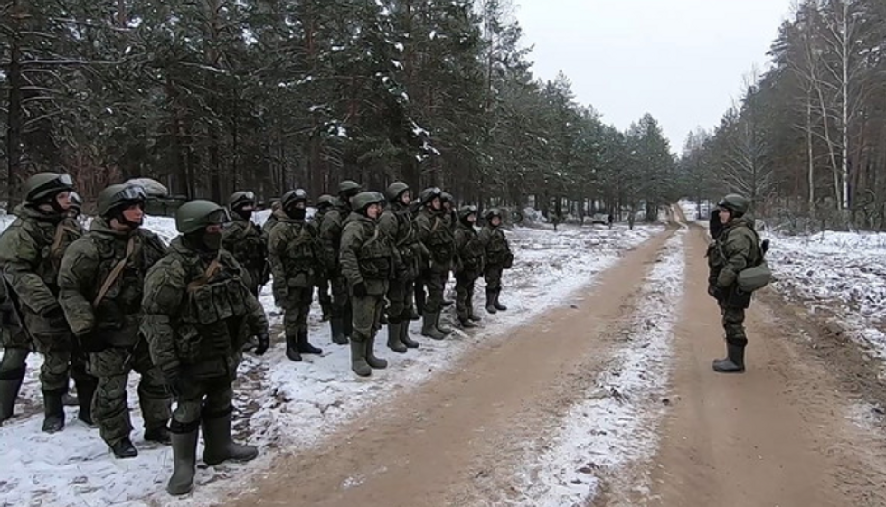 Russian solders in the snow