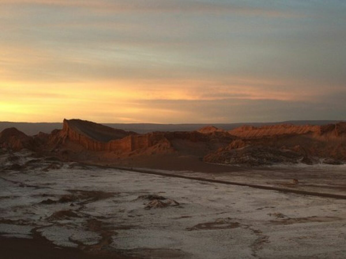 Salt flats in northern Chile's Atacama desert (Gio Iab)
