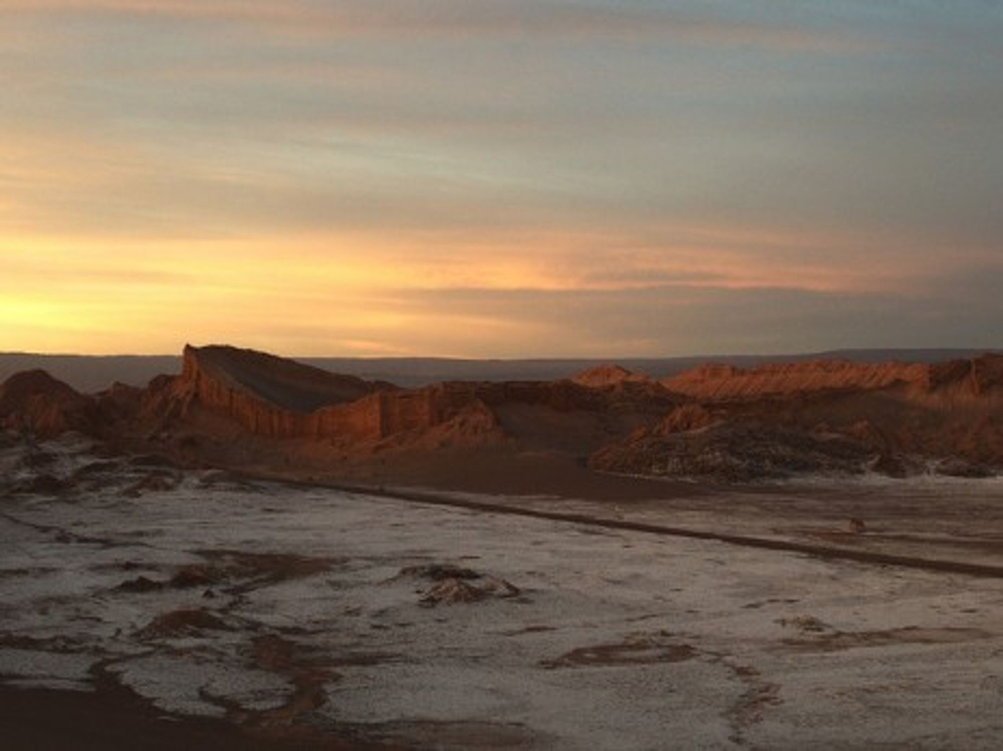 Salt flats in northern Chile's Atacama desert (Gio Iab)