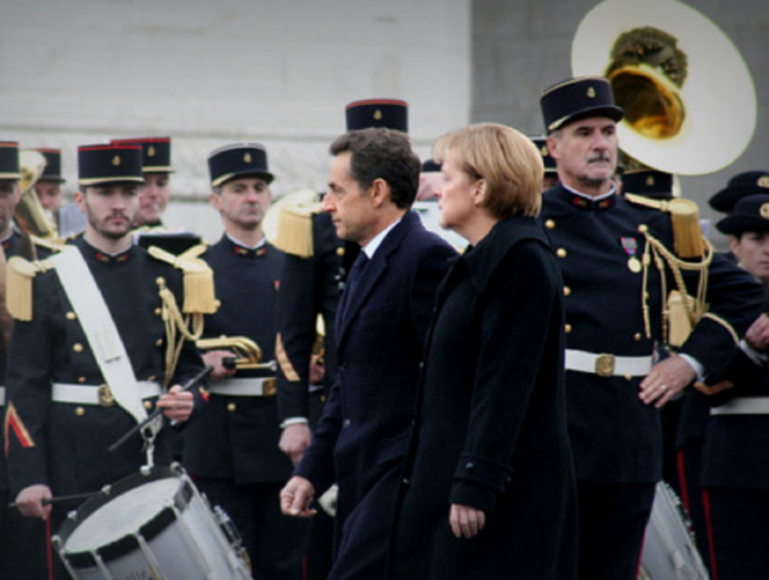 Sarkozy and Merkel in Paris, in 2009 (Anna Tesar)