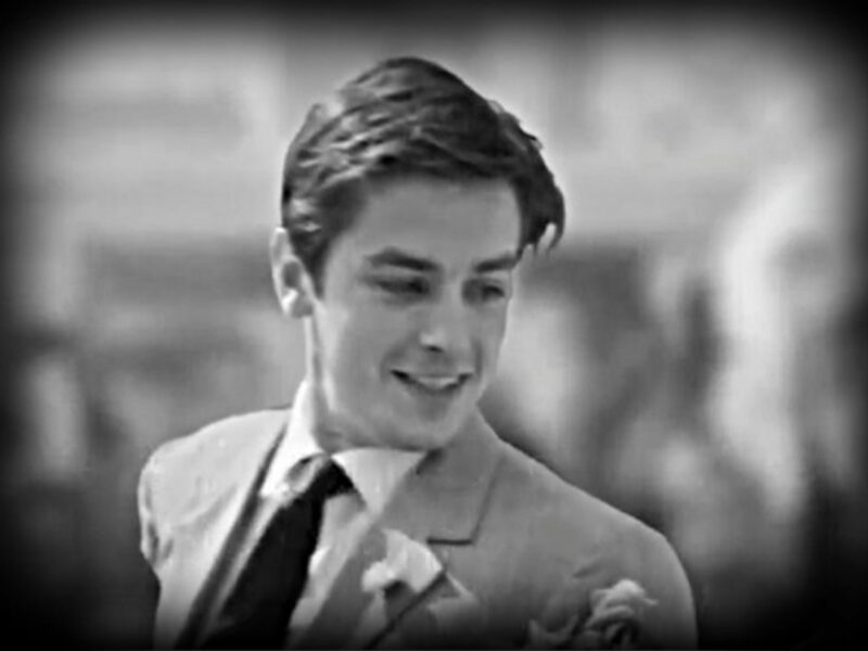 Screen capture (detail) of Delon