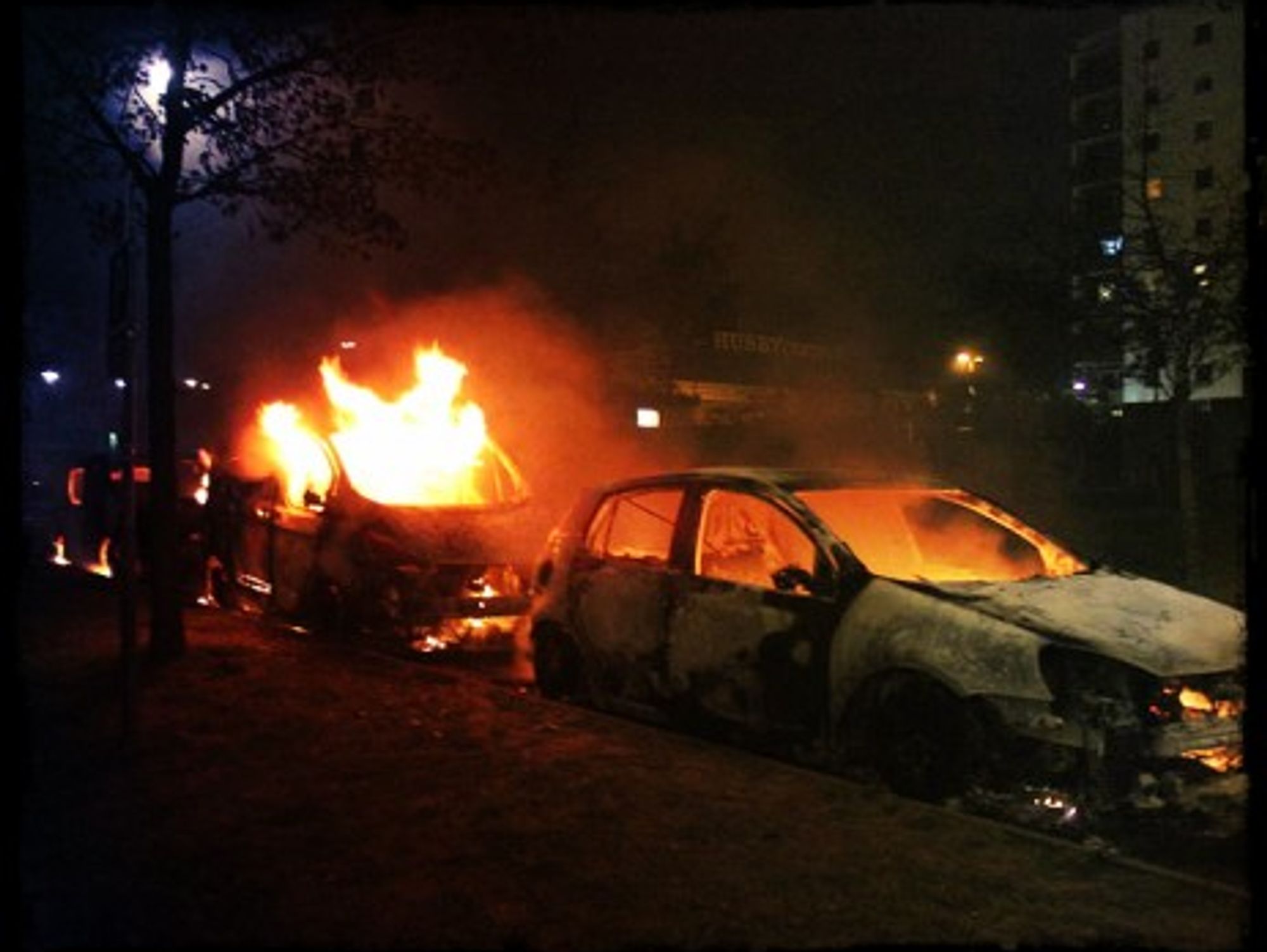 Second day of riots in the Stockholm suburb of Husby