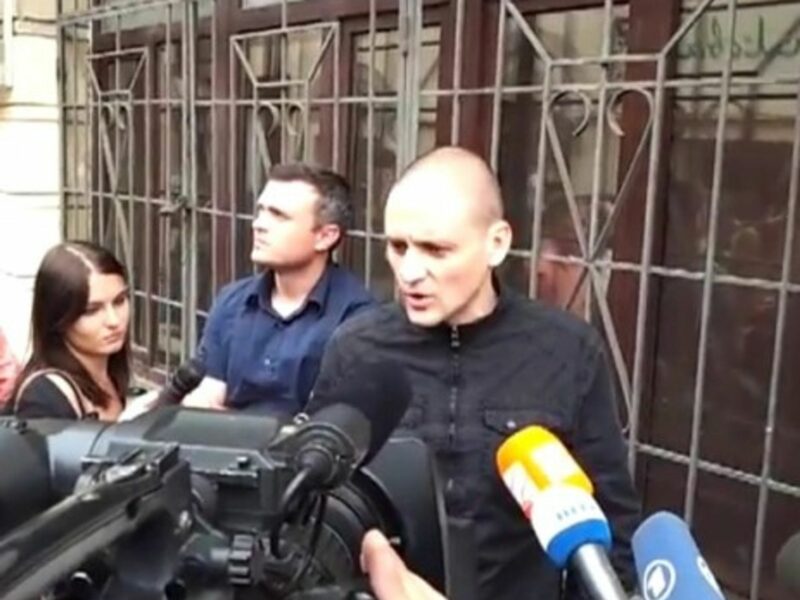 Sergei Udaltsov speaking after his apartment was searched (youtube)