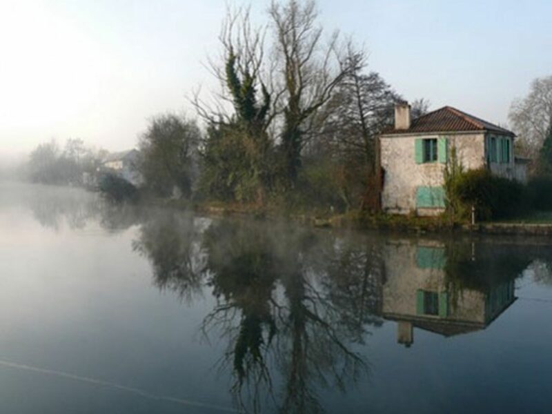 Sèvre Niortaise river in Niort, Deux-Sèvres, France