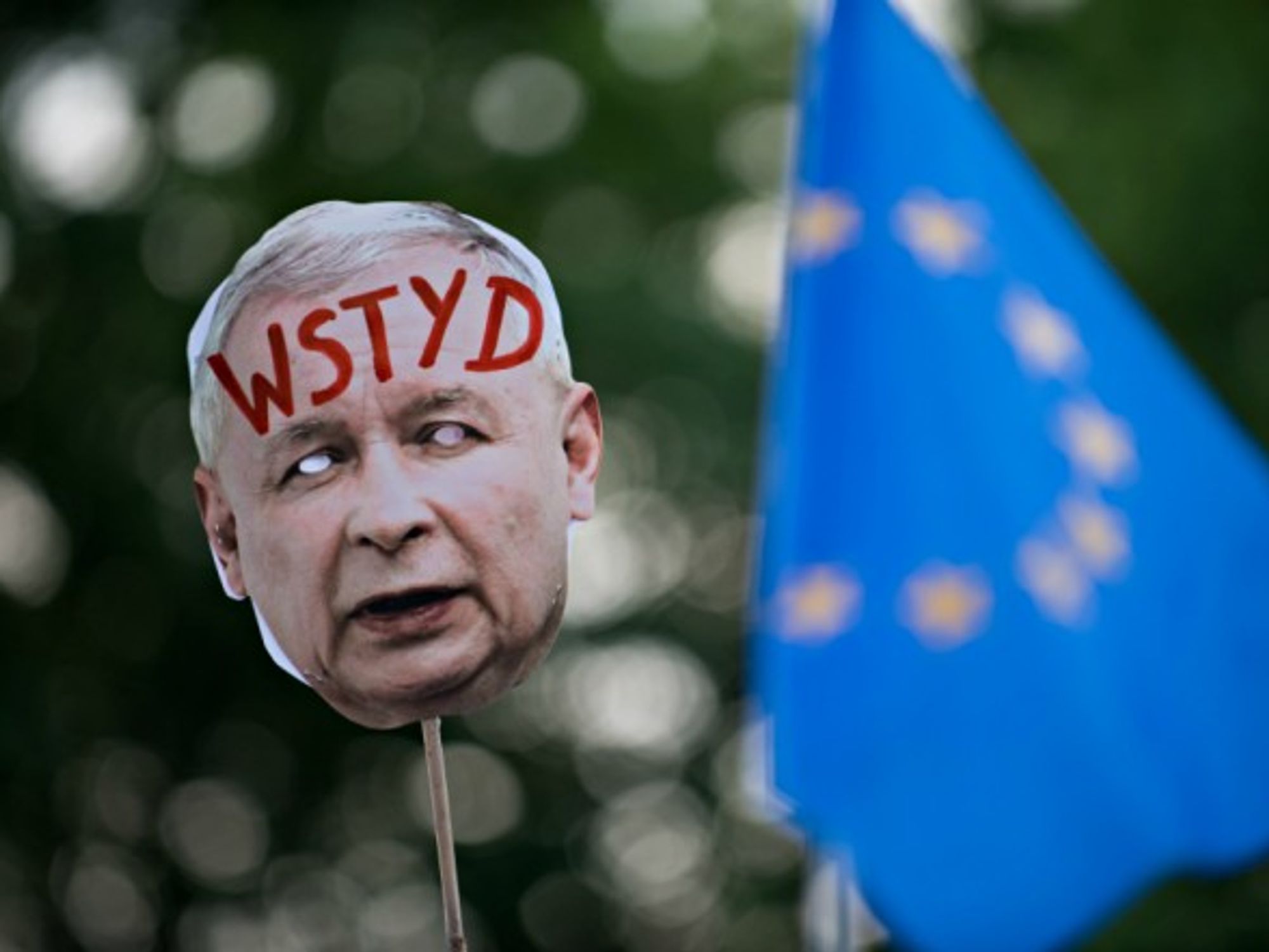 'SHAME' on Jaroslaw Kaczynski