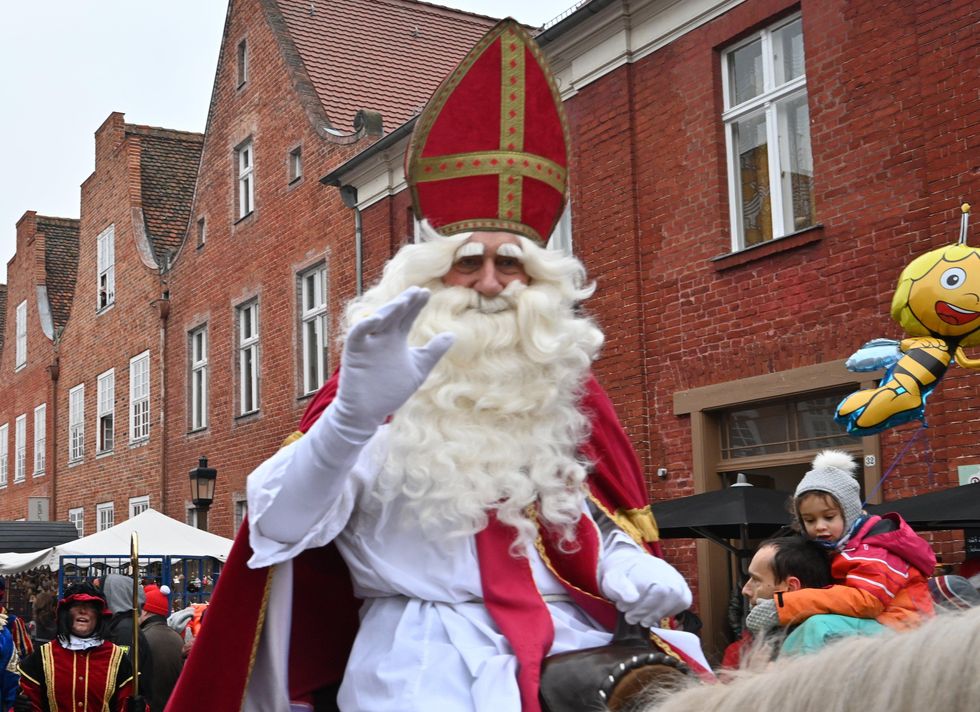 Sinterklaas visiting a Dutch neighborhood in Potsdam, Germany