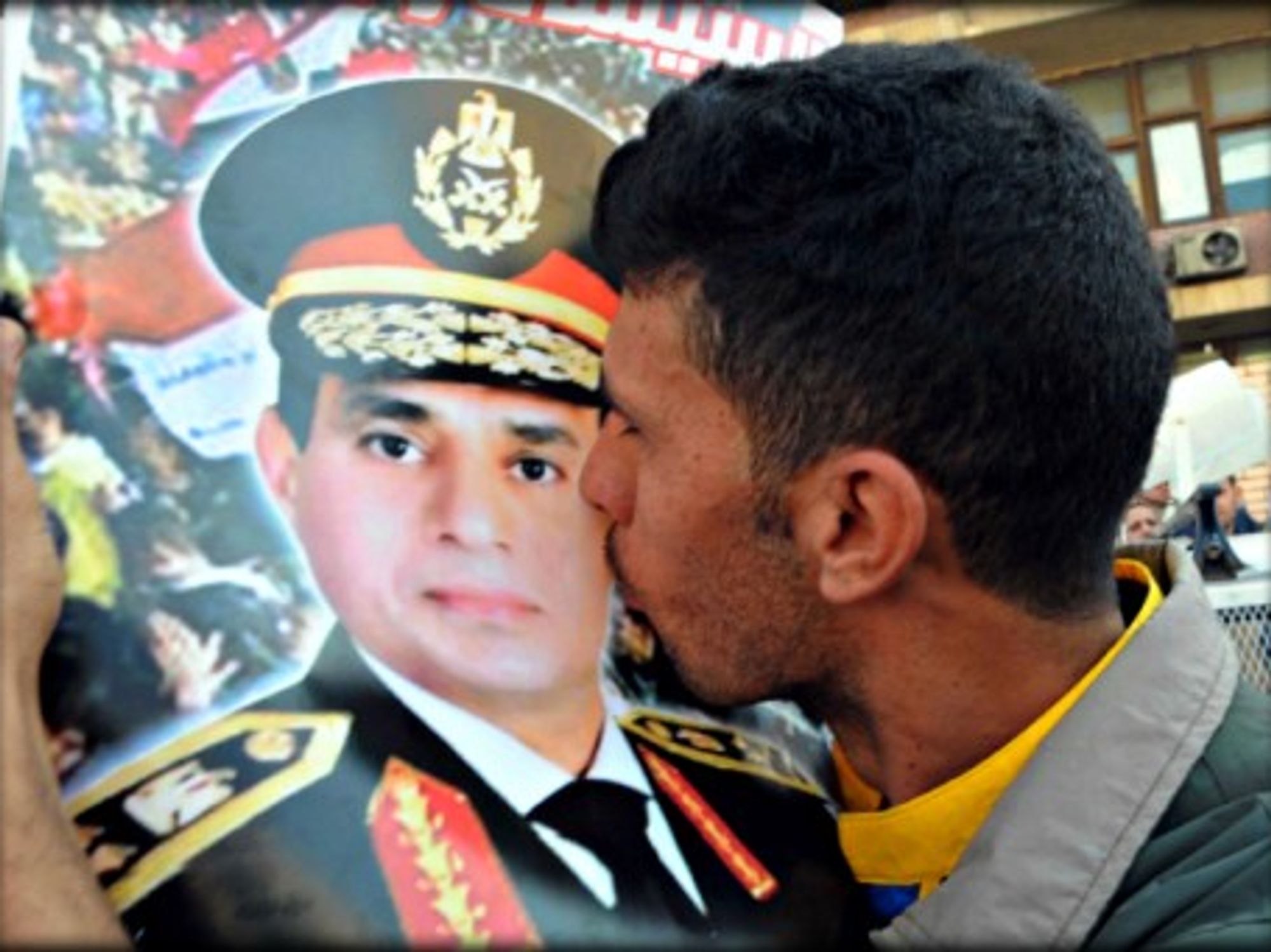 "Sisimania" in Cairo