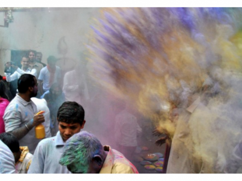 Snapshot Of The World: Happy Holi, New Pound, More