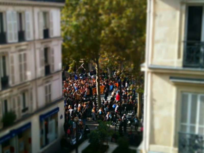 Snapshot Of The World: Paris Protests, London Sunrise, Tokyo Typhoon