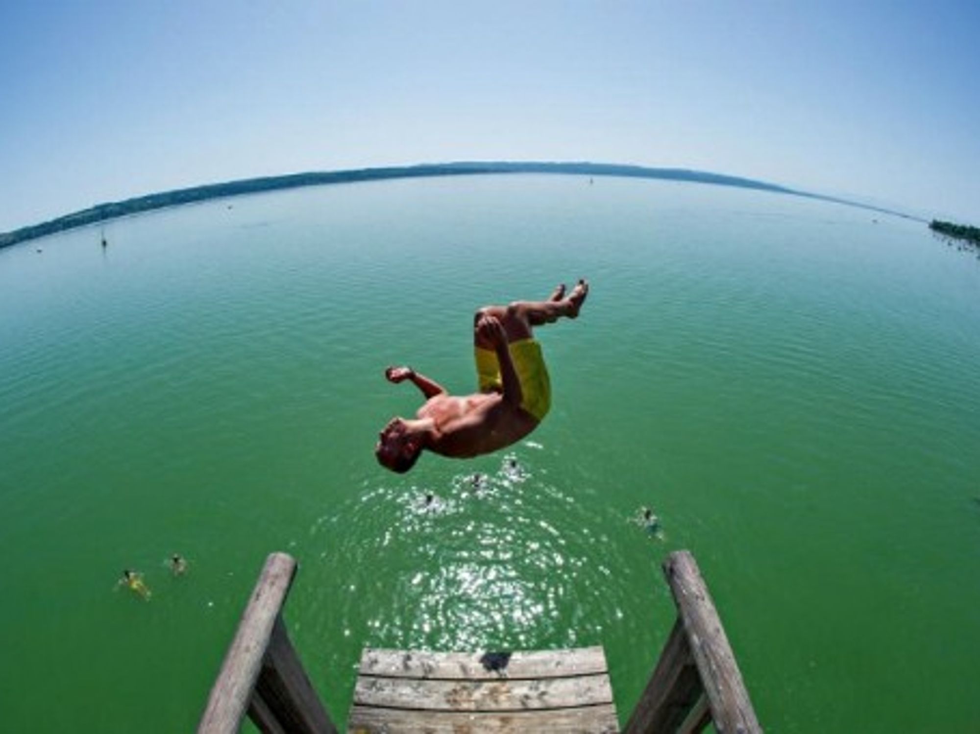 Snapshots Of The World: Chilean Clashes, German Dive, More