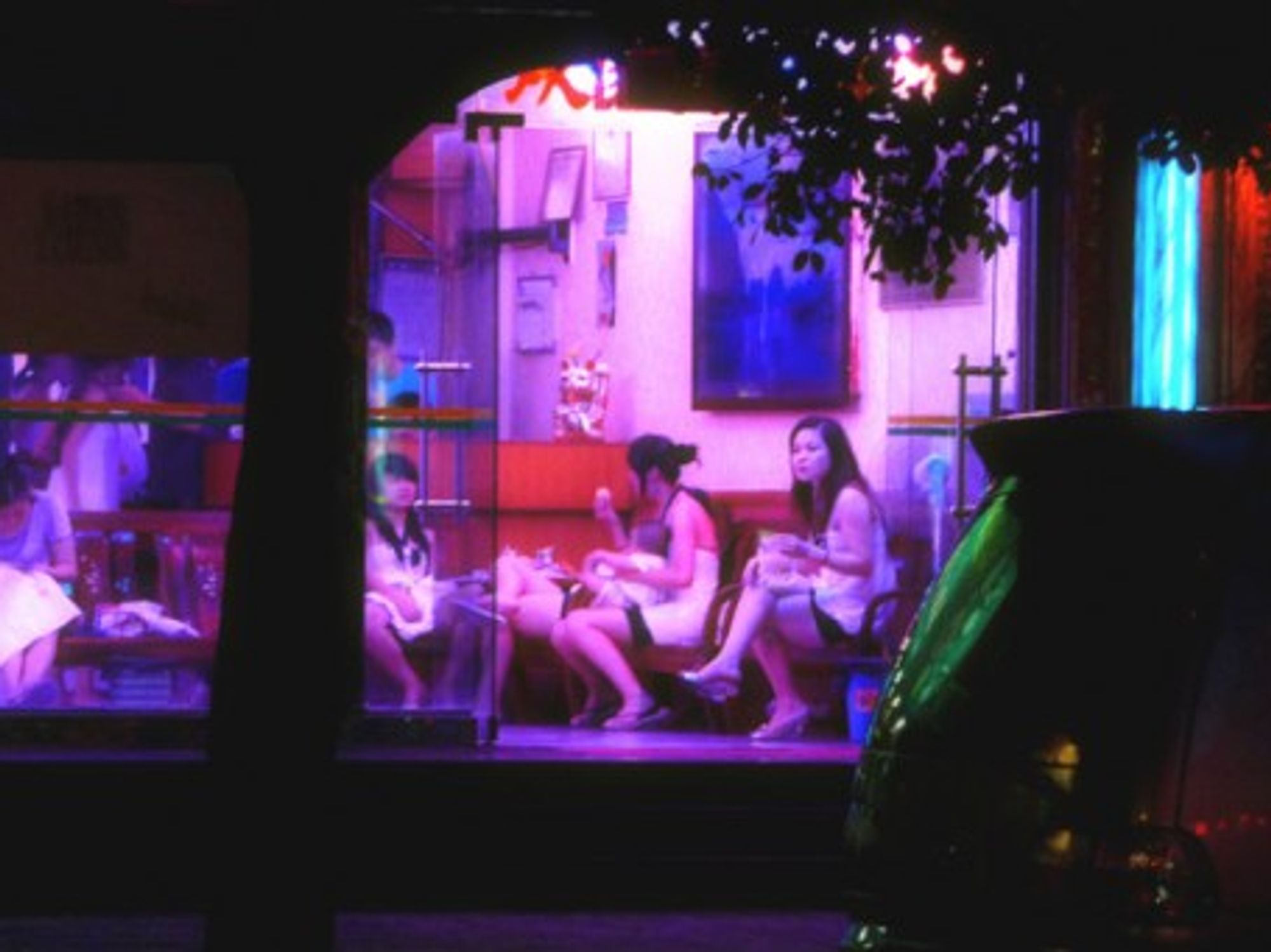So-called "barber shop girls" in Shenzhen