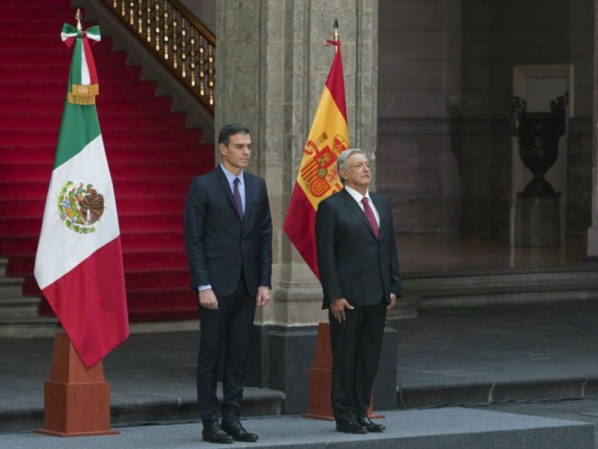 Spanish President Pedro Sanchez with Mexican President Manuel Lopez Obrador during a visit in Mexico