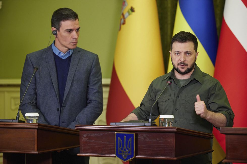 Spanish Prime Minister Pedro Sanchez and Volodymyr Zelensky in April