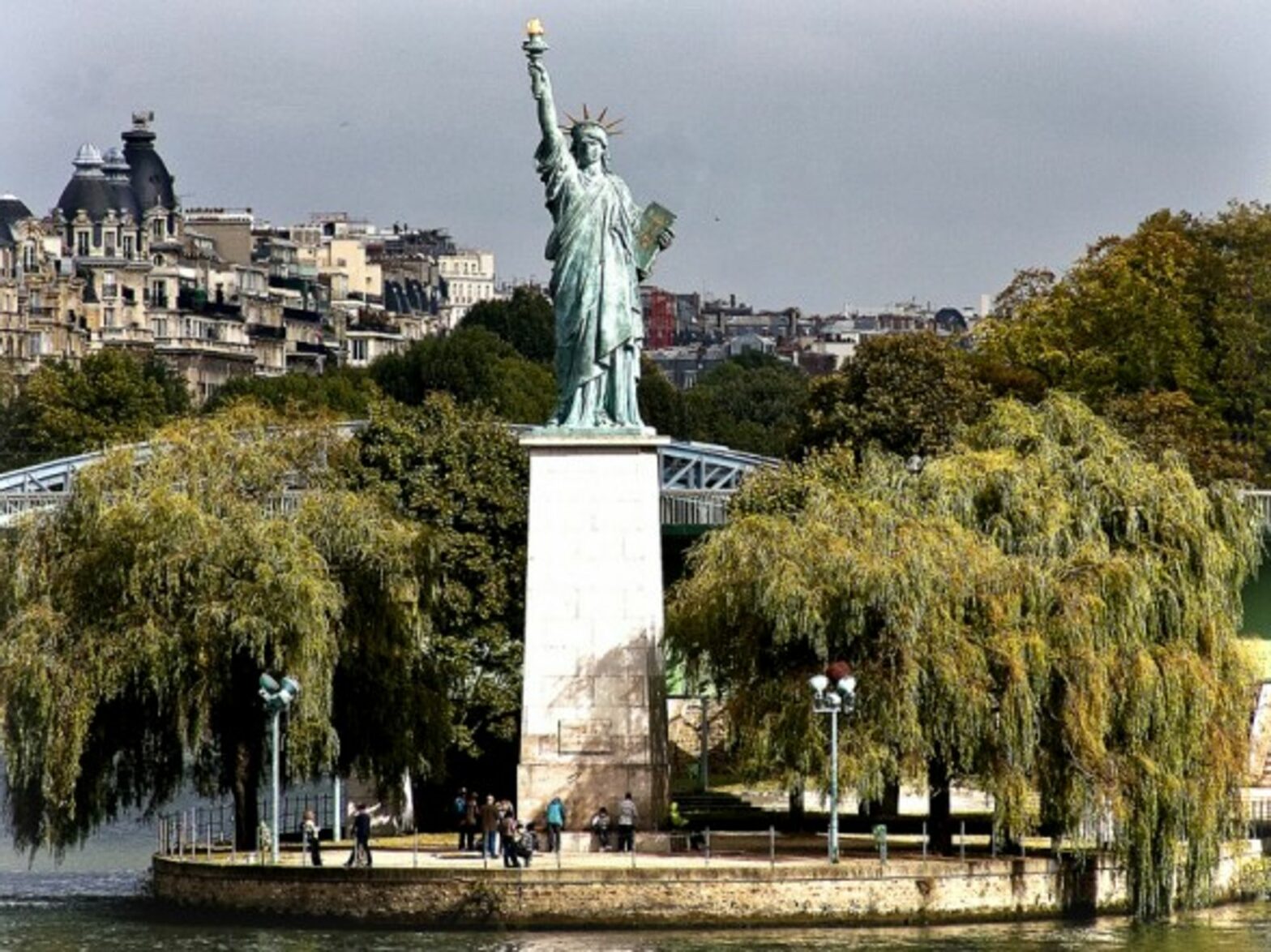 Statue of Liberty replica on the Île aux Cygnes in Paris