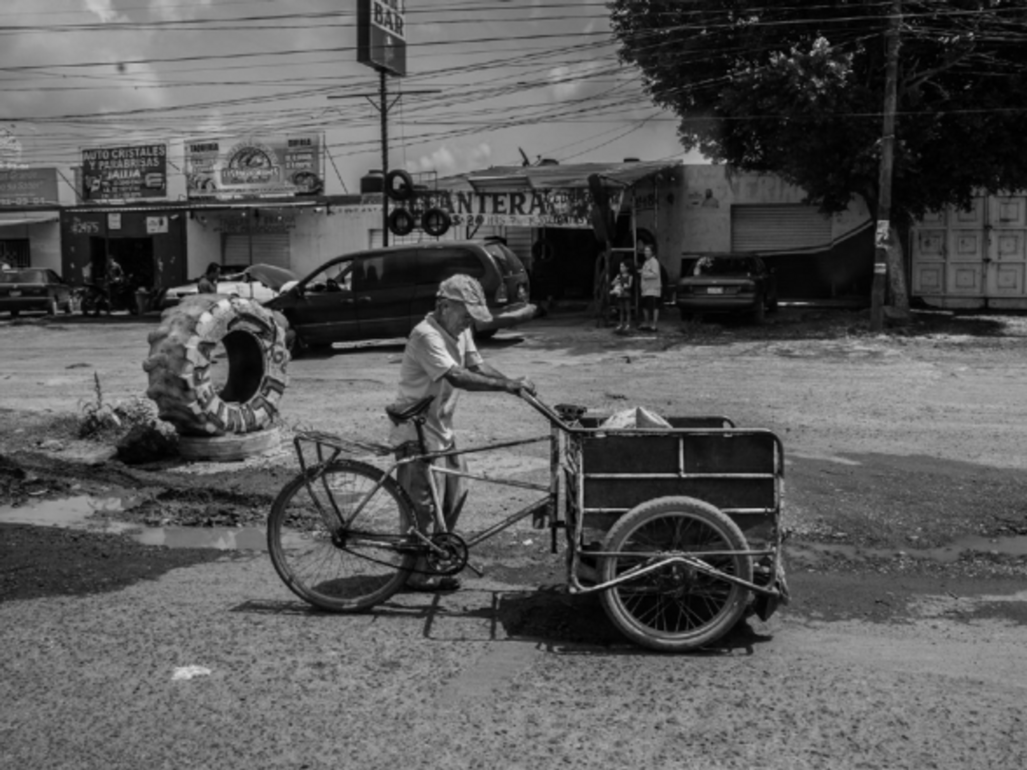 Street scene in Guadalajara, Mexico
