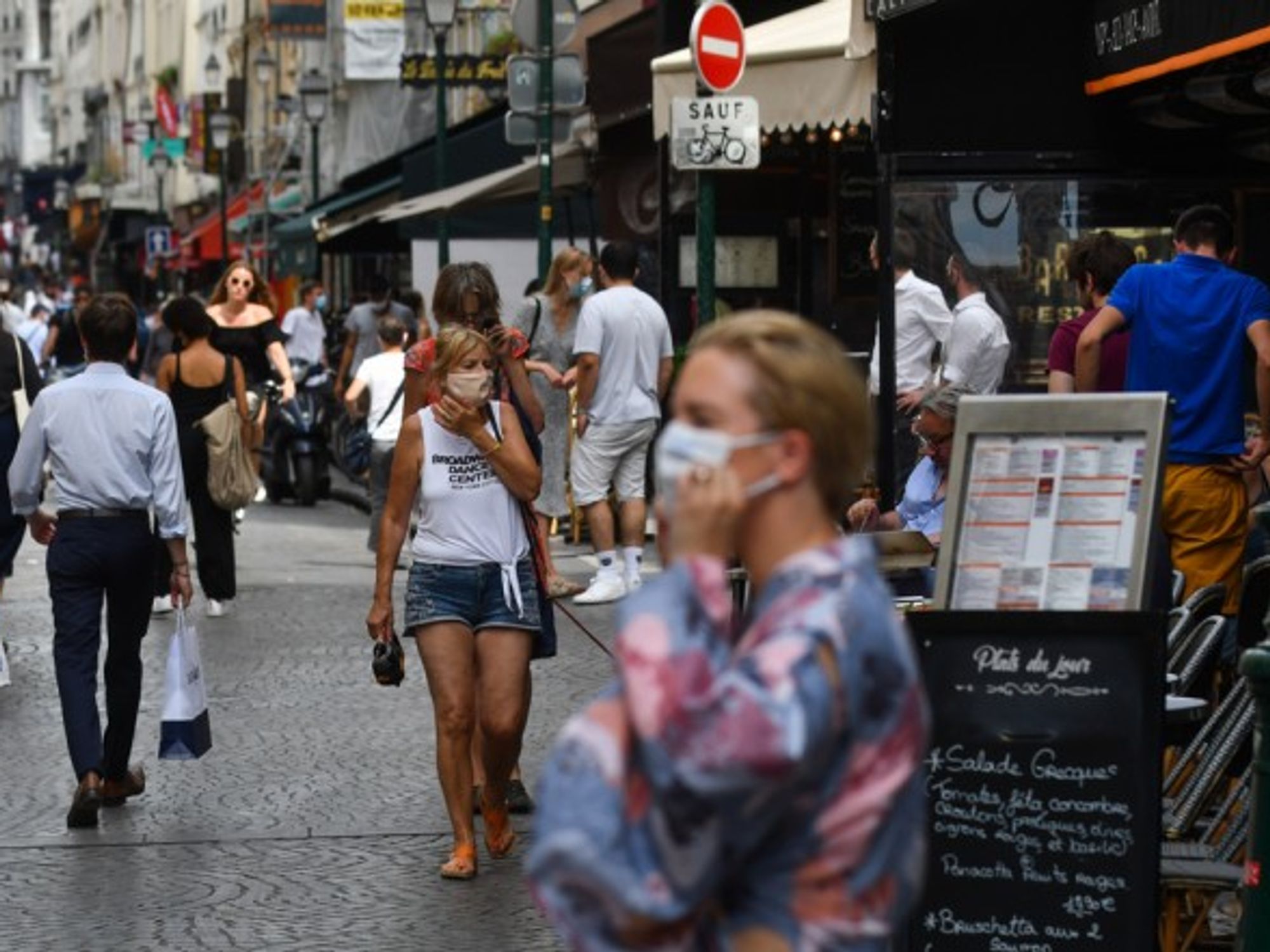 Street scene in Paris