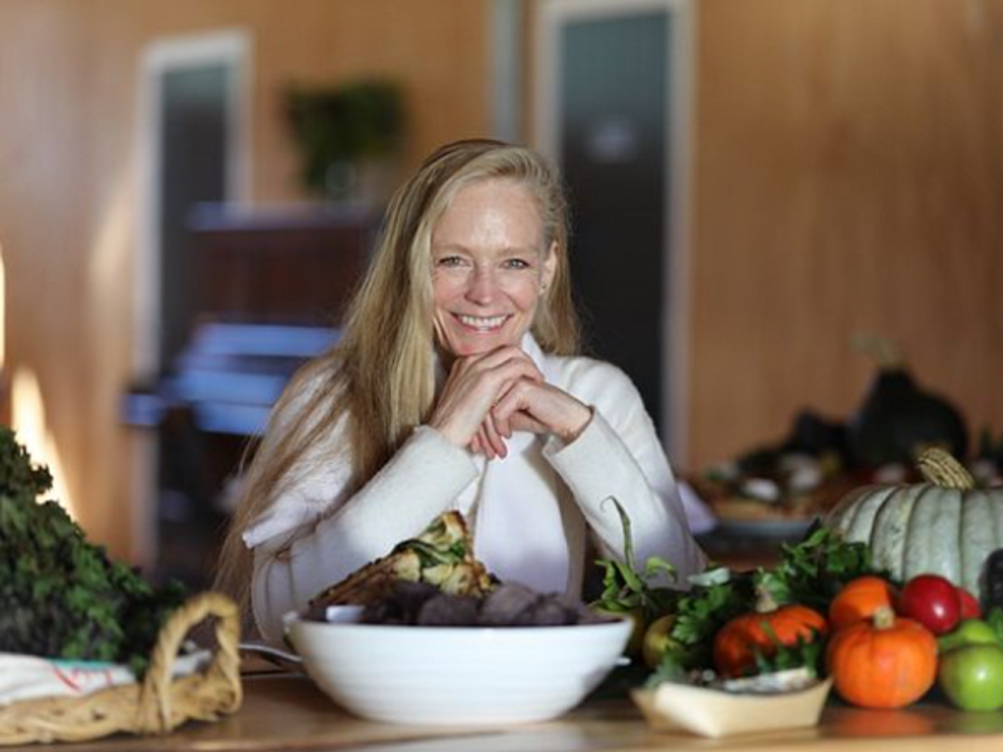 Suzy Amis Cameron, change one meal at a time