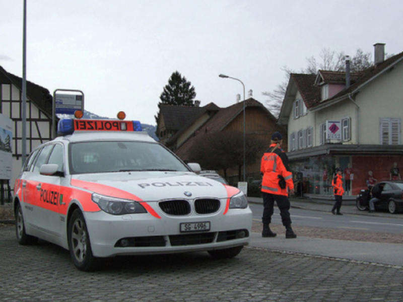 Swiss police (Kecko)