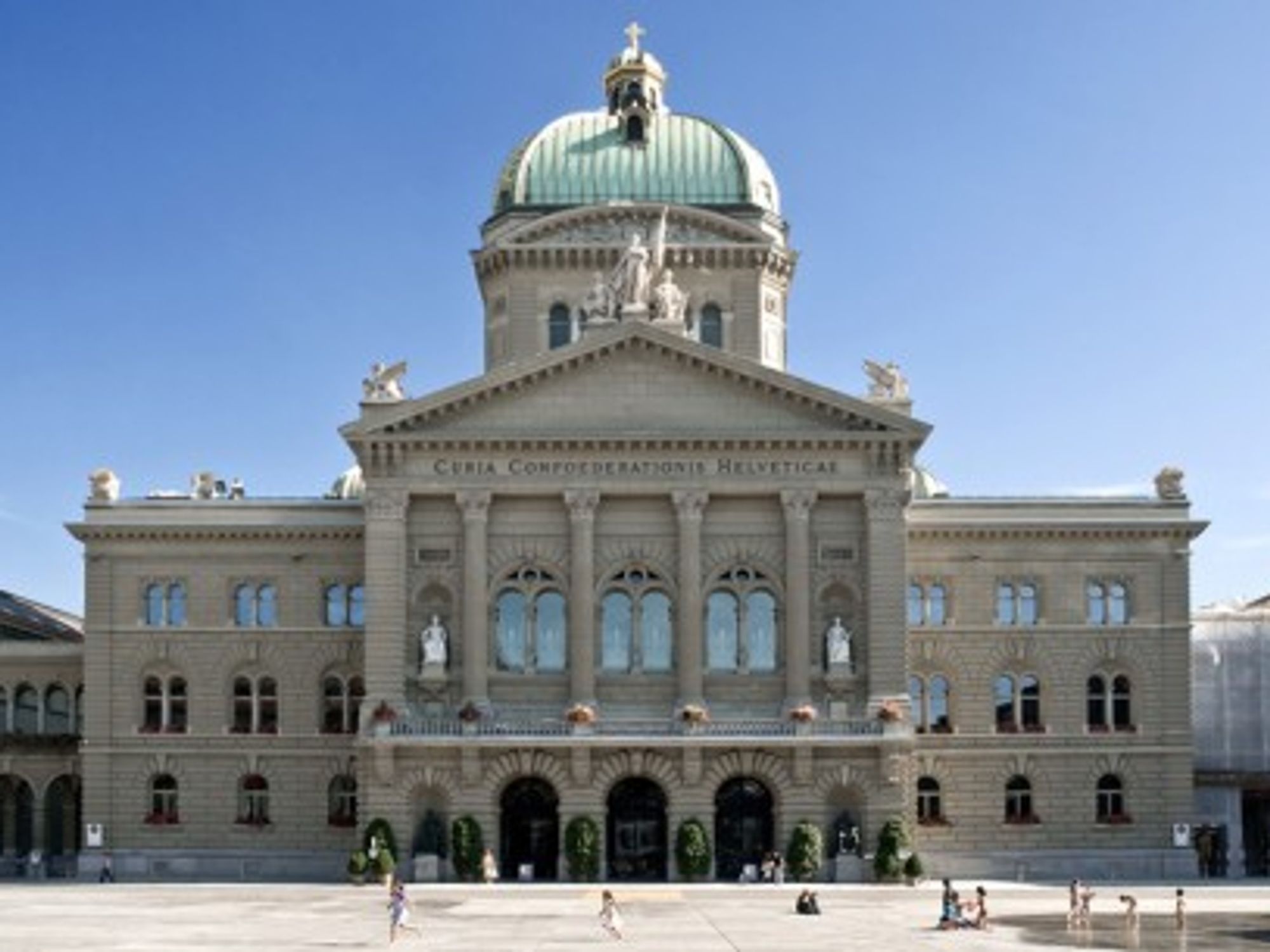 Switzerland's Federal Assembly building in Bern (Wikipedia)
