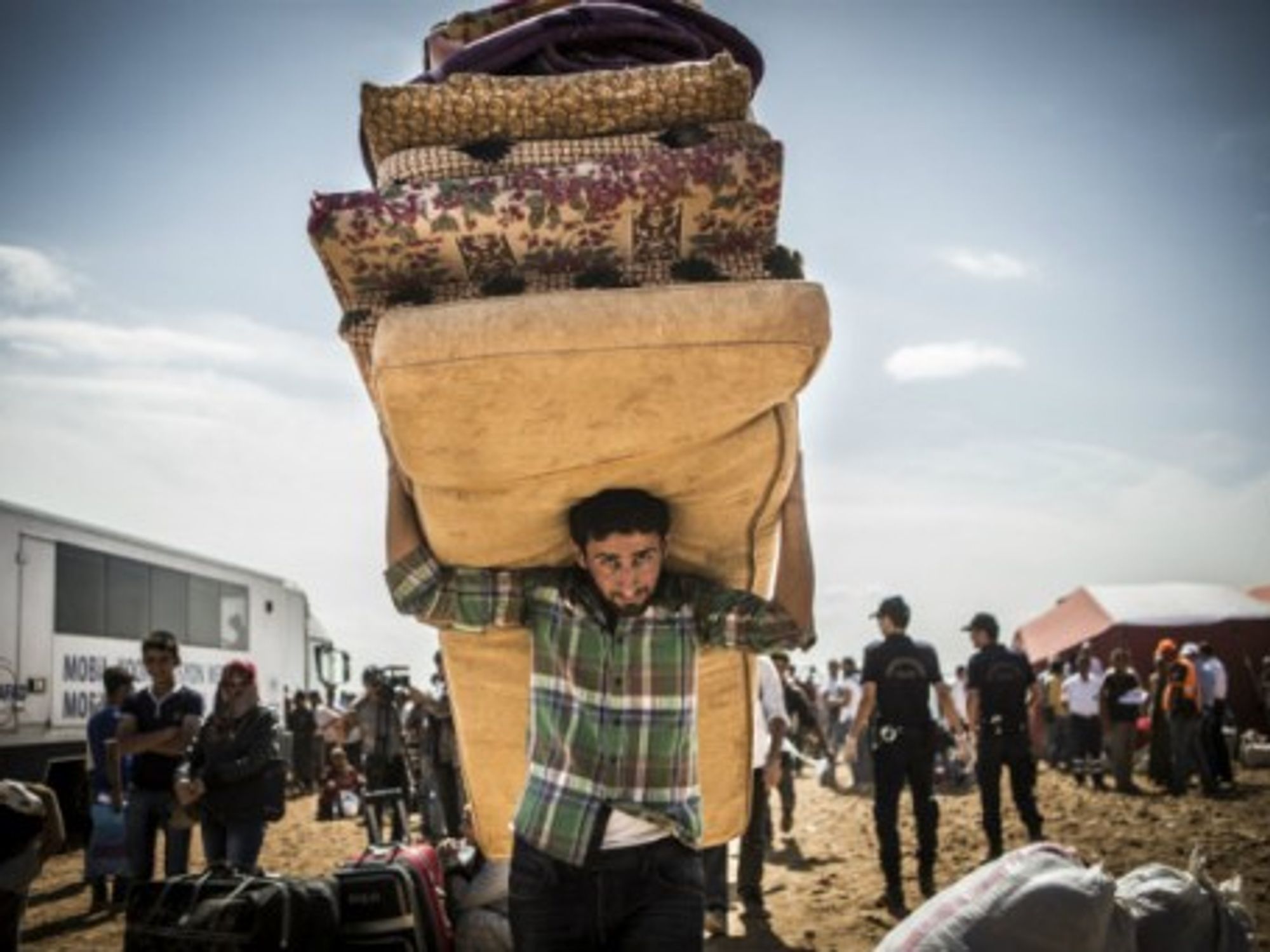 Syrian refugees entering Turkey earlier this week.