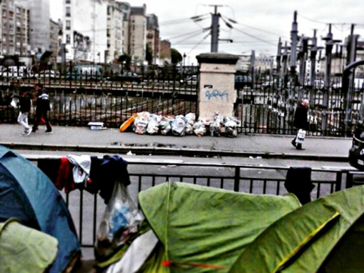 Tent encampment at La Chapelle