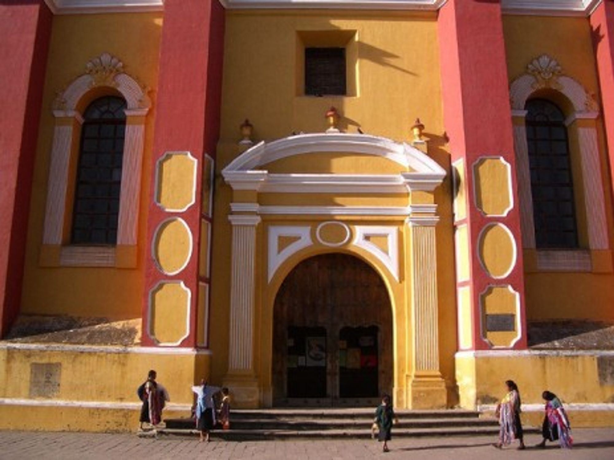The Catholic cathedral in San Cristobal de las Casas (meg and rahul)