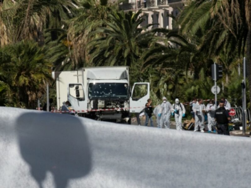 The day after, the truck that ploughed into spectators in Nice
