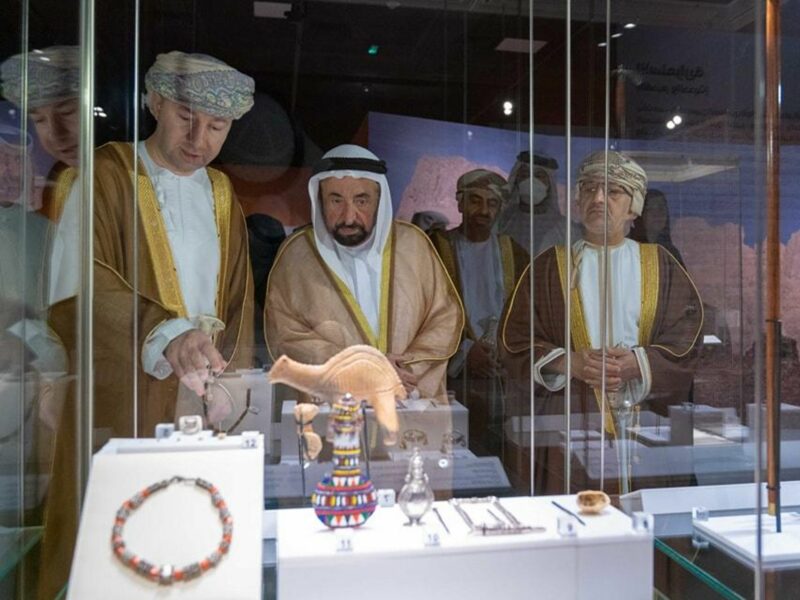 Le Weekend ➡️ Soccer Solitude, Major Oman Exhibition, London Snow Fight