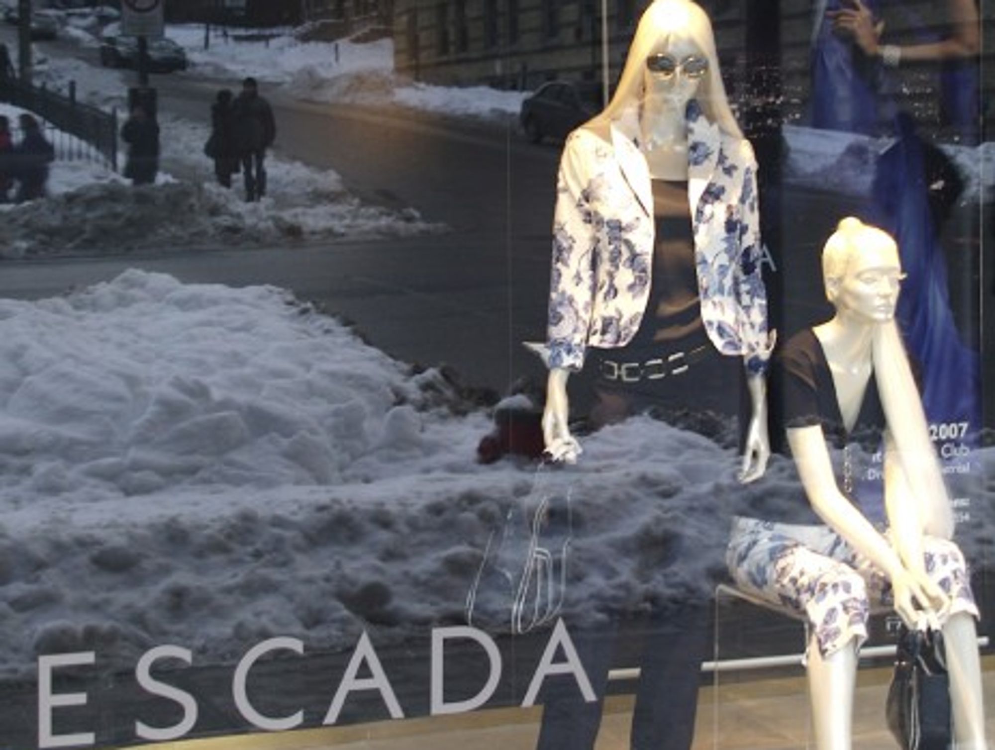 The Escada clothing brand is staging a comeback (Colros)